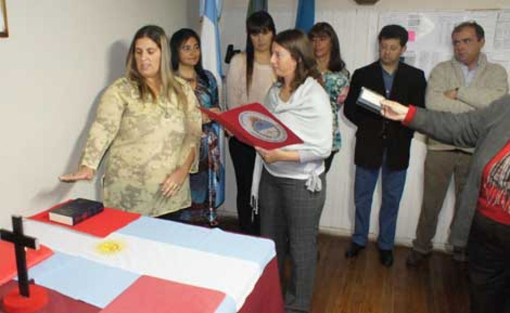 Luciana Mazzeo jur� como nueva consejera escolar 