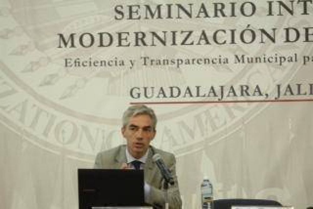 Meoni disert� en la OEA