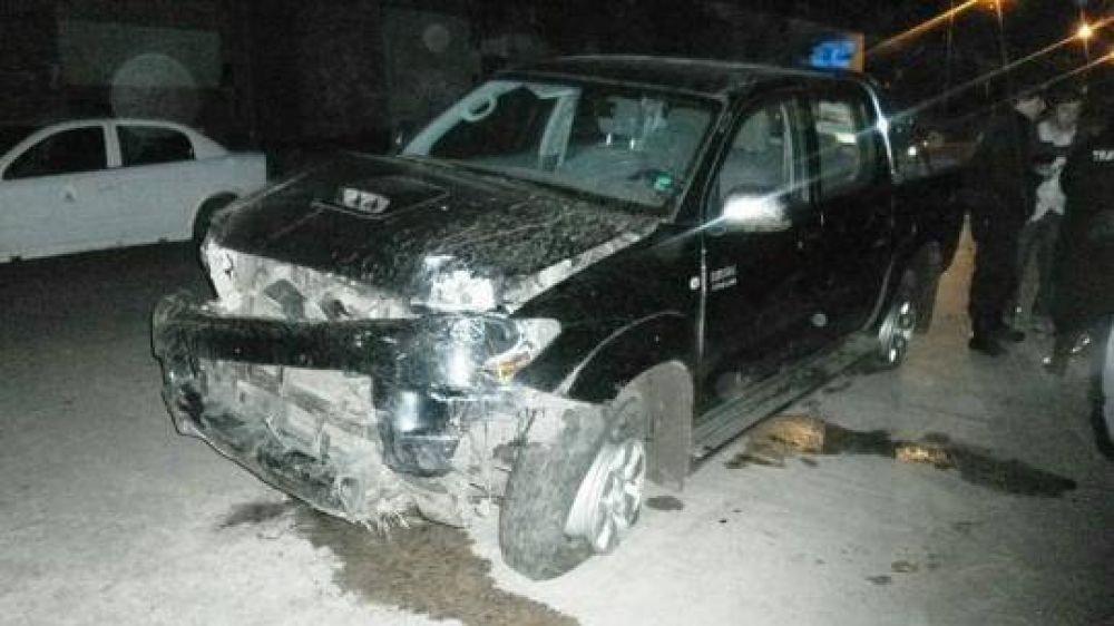 Un joven alcoholizado choc� con su camioneta