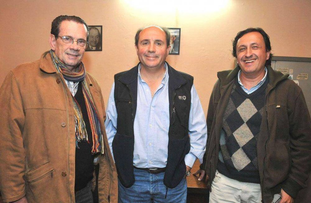 Julio Curr�s: "Notamos un pa�s que se est� parando"	