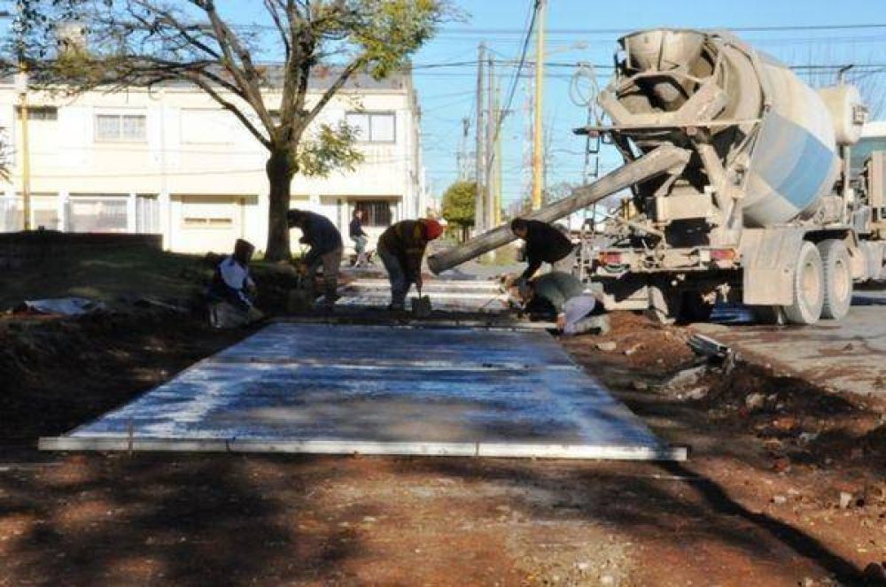 Informe municipal sobre el avance del plan de obras 2013