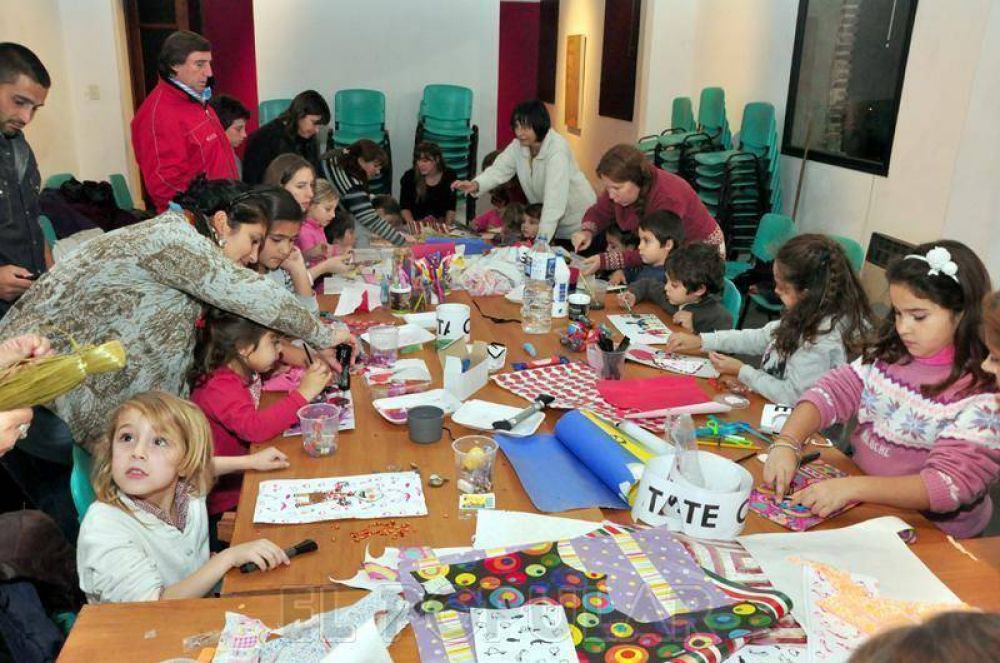 Los m�s chicos se sumaron a los talleres de Milo Lockett