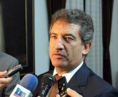 El gobierno quiere compromiso para el control de precios