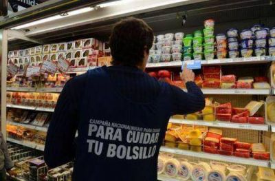 Realizan controles de los precios de referencia