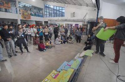 Viedma: buscan fortalecer red de adolescencia
