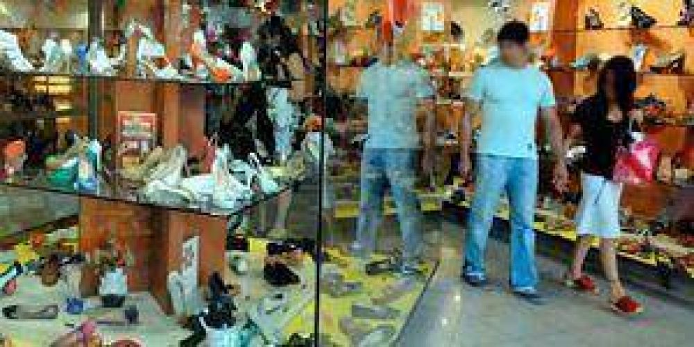 Ventas minoristas cayeron un 7% en mayo