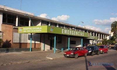 Muri� un hombre en el choque de una motocicleta contra barrera de un puente