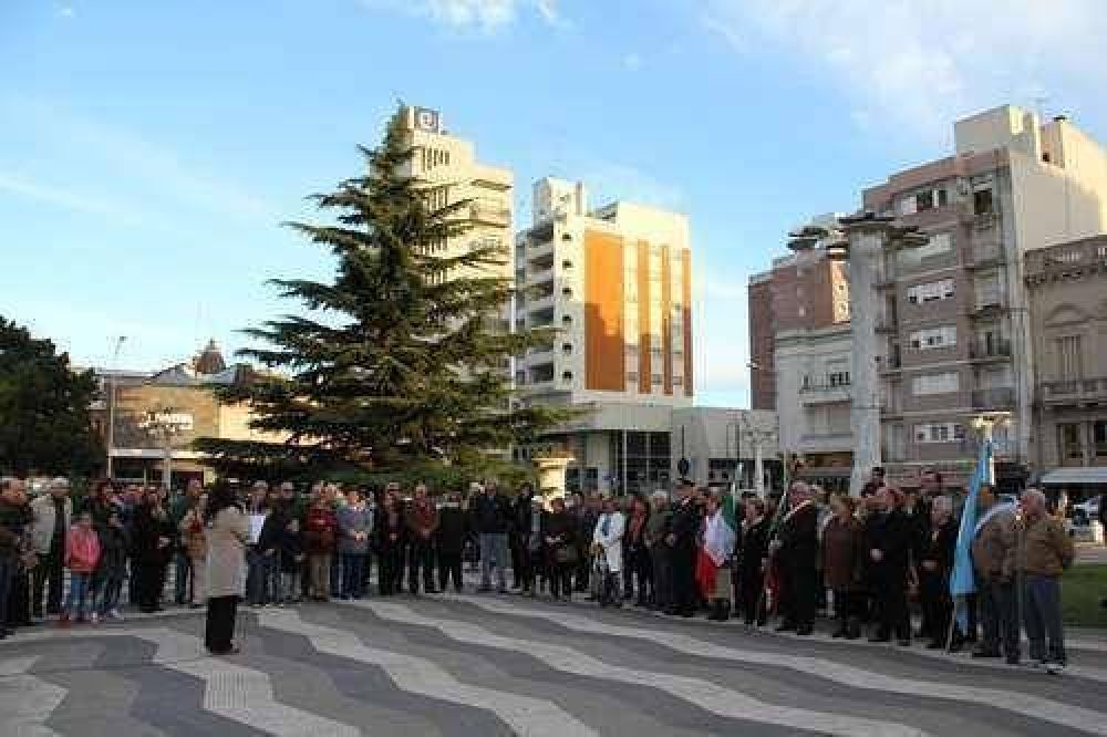 Se realiz� en Azul el acto por el aniversario de la Rep�blica de Italia