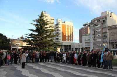 Se realiz� en Azul el acto por el aniversario de la Rep�blica de Italia