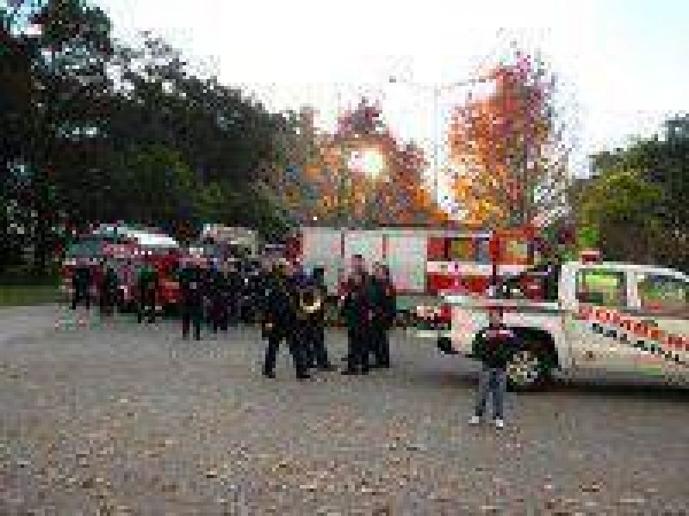 2 de Junio: homenaje en el d�a del Bombero en Saladillo