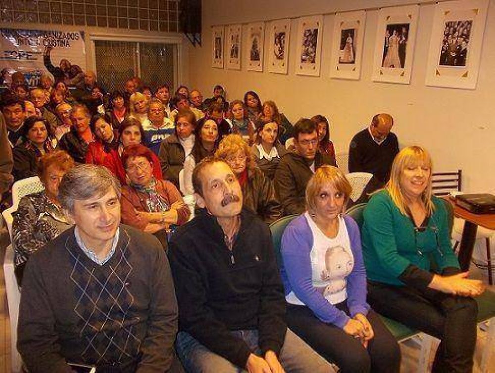 Homenaje a Evita en Villa Martelli