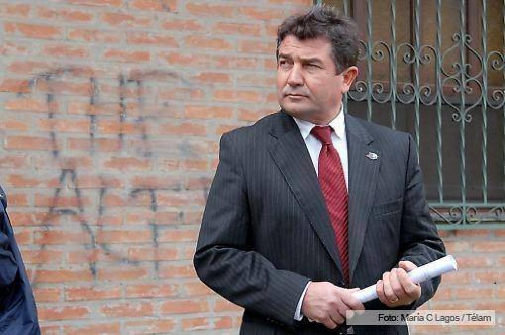 Balean al jefe de Drogas Peligrosas de la Polic�a Federal en Olivos