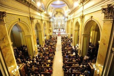 La Iglesia Cat�lica celebr� la fiesta de Corpus Cristi