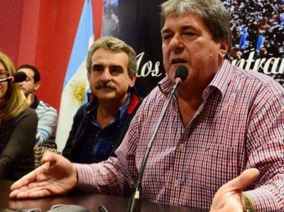 El rossismo no dramatiza la salida de su jefe del escenario electoral