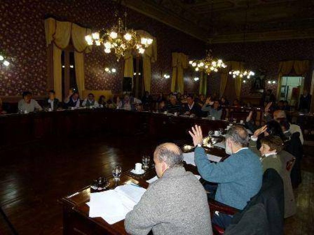 Con cr�ticas, las cuentas fueron aprobadas