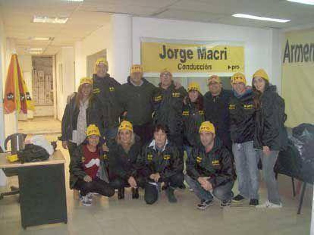 El Concejal Daniel Garc�a particip� del Operativo fr�o