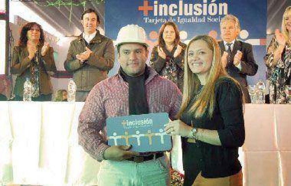 Lanzaron la Tarjeta de Igualdad Social �M�s Inclusi�n�