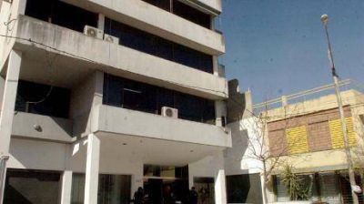 Rompepuertas ahora atacaron a los �bogas�