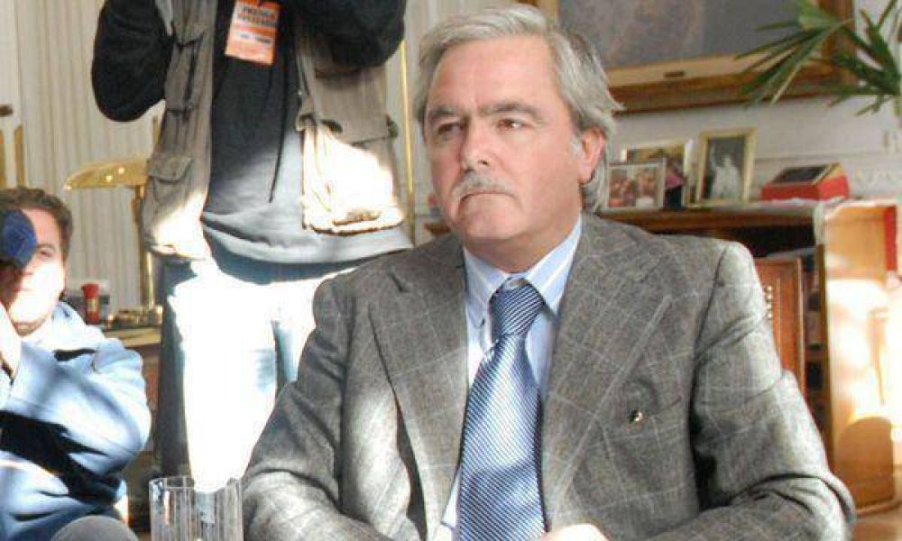 Pinedo se quedar�a en el Congreso y Macri define qui�n encabeza la lista de legisladores porte�os