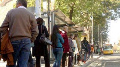 Este martes, esperar el bondi ser� una pesadilla