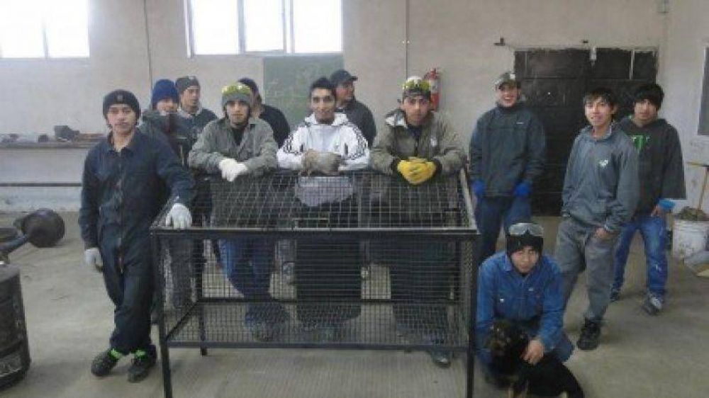 J�venes del Alto demuestran que pueden forjar su futuro