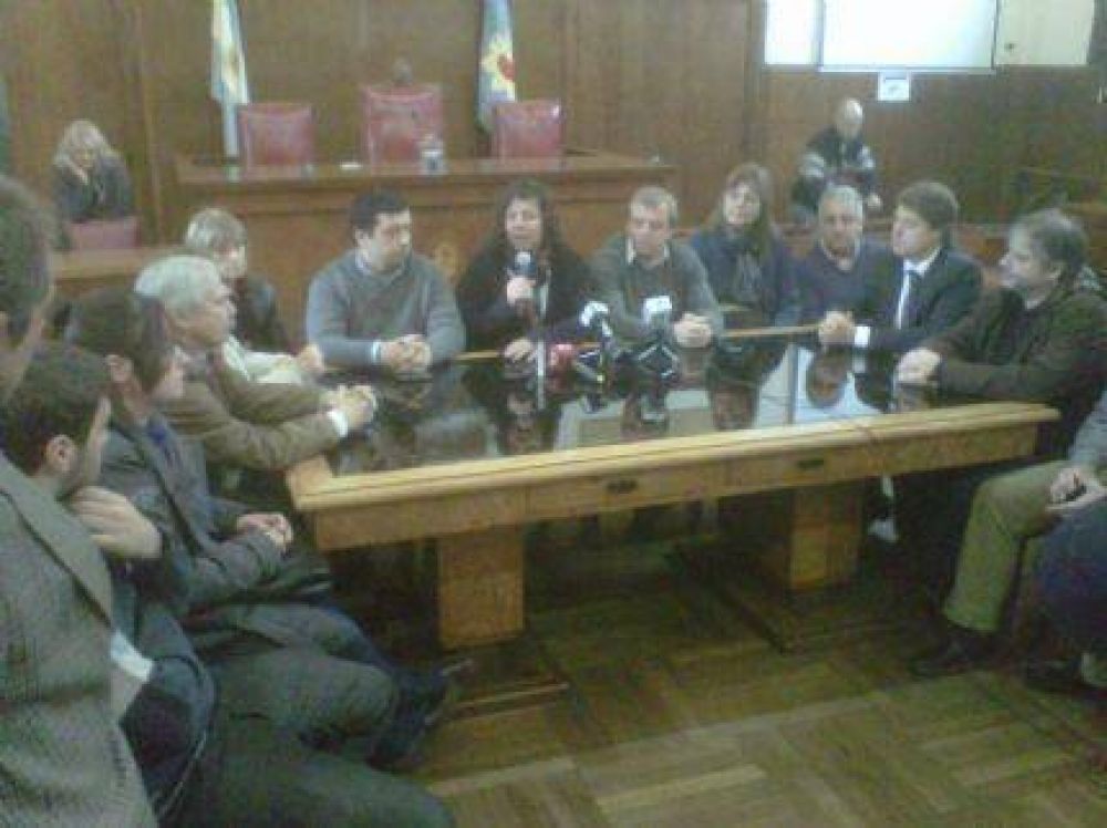 El Frente para la Victoria de General Pueyrred�n grit� por el �NO�