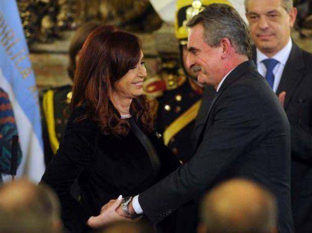 Cristina tom� juramento a los nuevos ministros Rossi y Puricelli