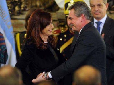 Cristina tom� juramento a los nuevos ministros Rossi y Puricelli