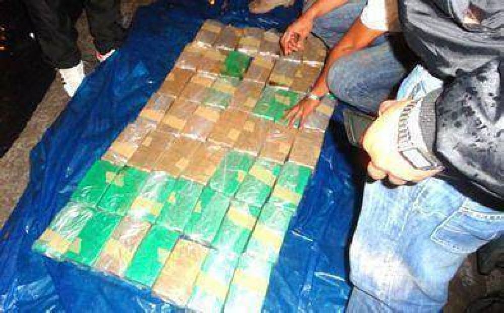 Secuestraron 50 kilos de coca�na en Tres Cruces