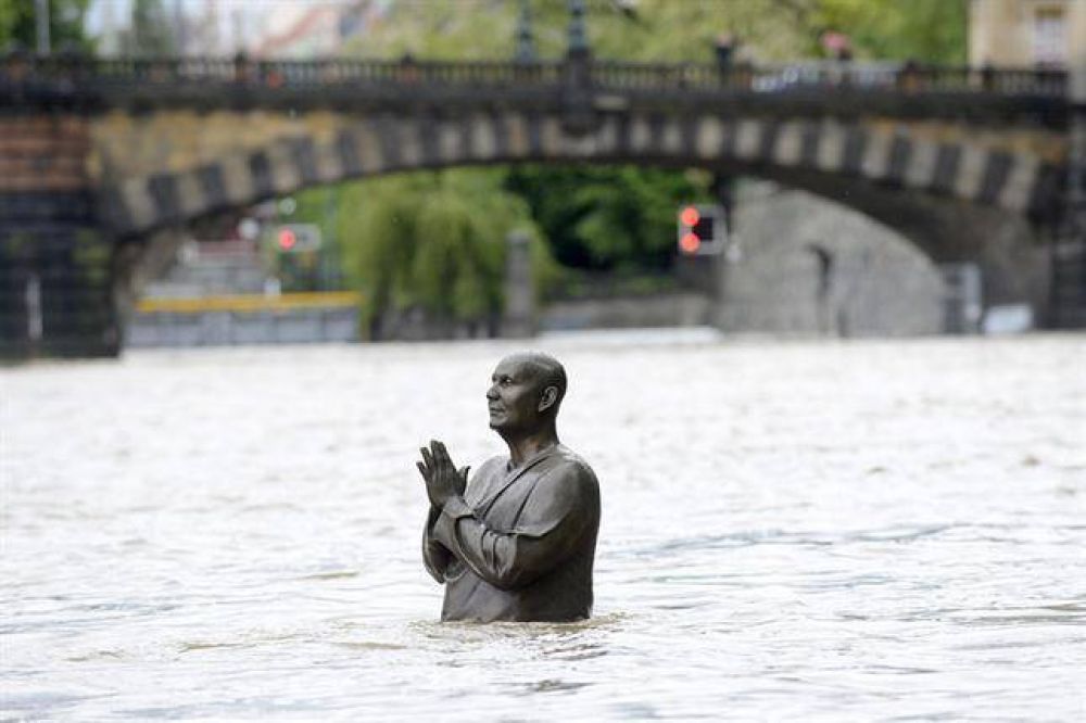 Al menos ocho muertos por las inundaciones en el centro de Europa