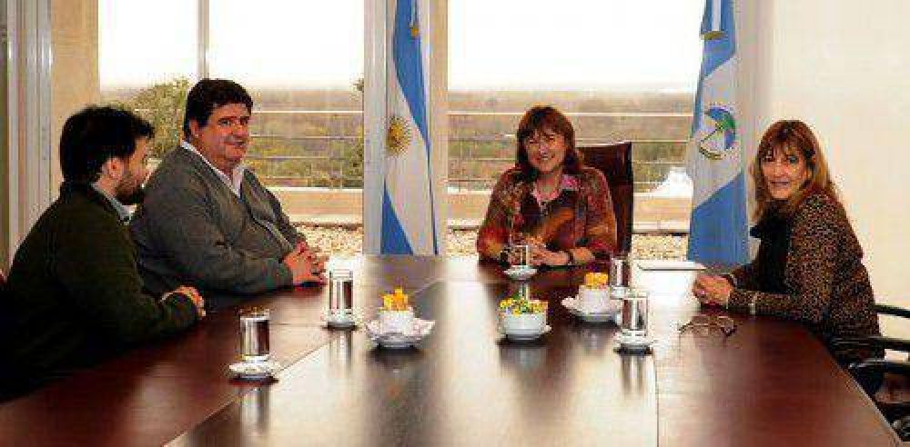 Escuela neuquina redujo deserci�n y repitencia