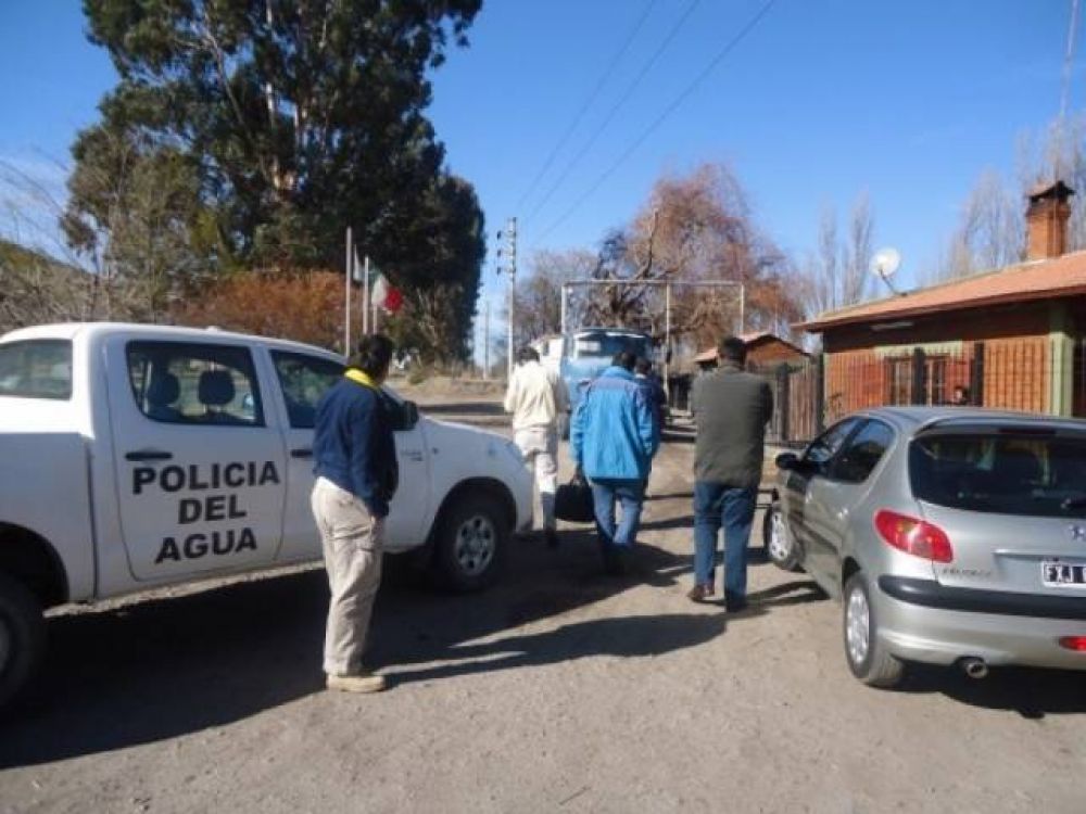 Multaron a usuarios de agua que no est�n empadronados