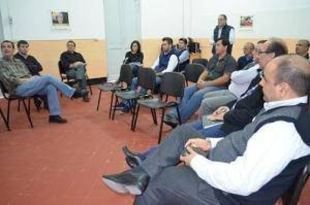 Charla informativa sobre incentivos para la radicaci�n de empresas