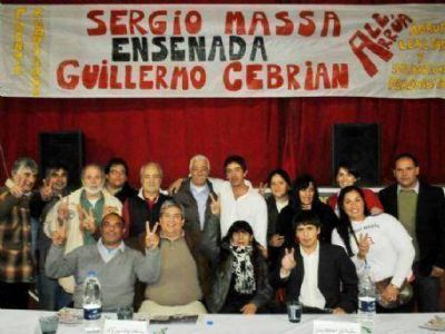 Lanzamiento de Lealtad y Solidaridad: �La sociedad pide un cambio generacional y Massa interpreta esa idea�, dijo Arr�a