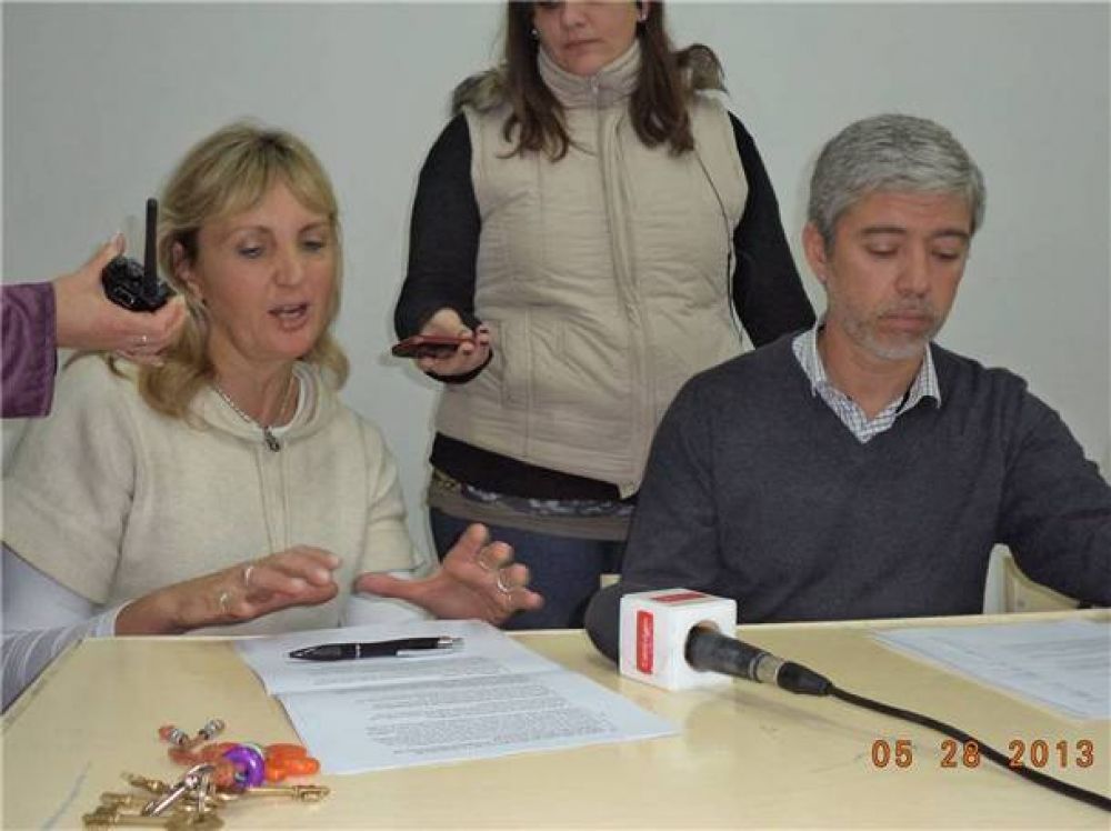 Corval�n y Soria agradecieron por el play�n municipal