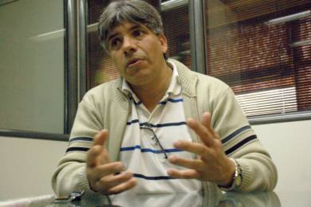 Gonz�lez renunci� a la Secretar�a general y el SOEM se desvincul� de la CGT Ubaldini