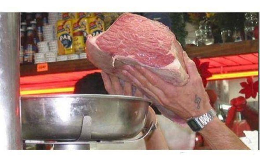 Denuncian que en una carnicer�a de Pilar despachan mercader�a con balanzas adulteradas