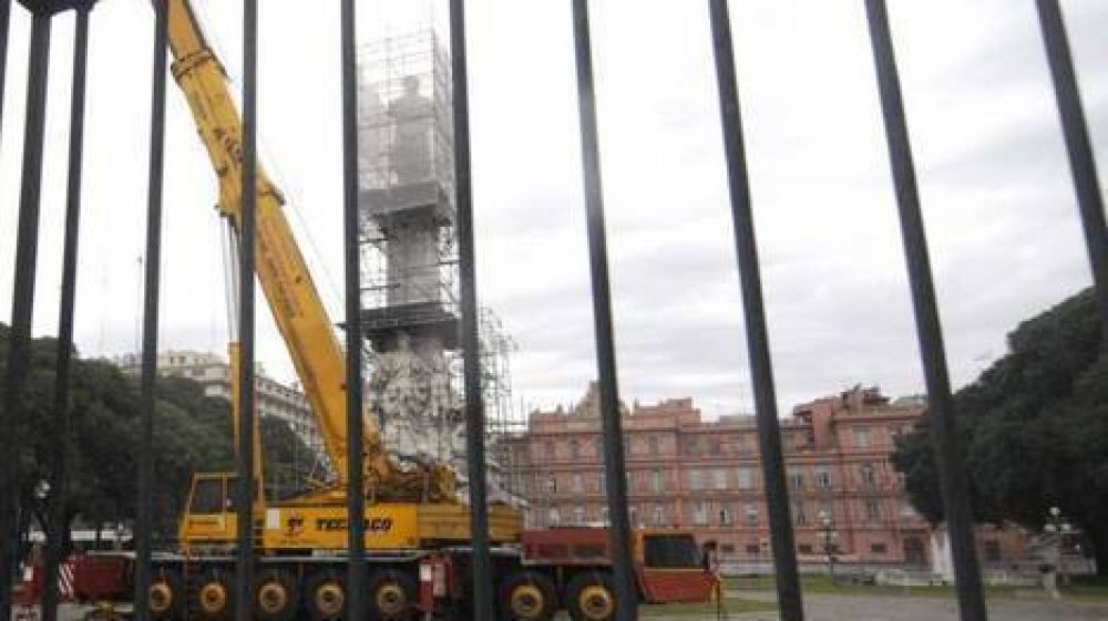 Monumento a Col�n: el embajador de Italia pidi� ver a Cristina para evitar el traslado