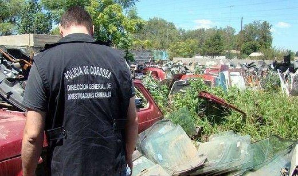 Juzgan a banda que �reduc�a� autos robados en C�rdoba