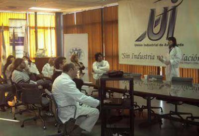 La comuna capacit� a los panaderos para una correcta manipulaci�n de los alimentos