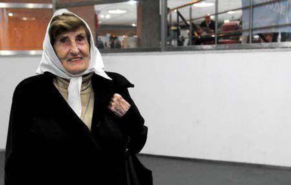 Con la democratizaci�n de la Justicia llegaremos a buen puerto, dijo Adelina Alayes
