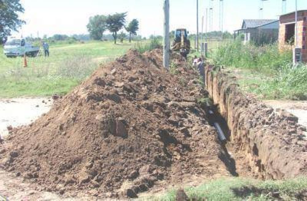 El municipio finalizar�a 90 cuadras de cloacas y 51 de la red de agua