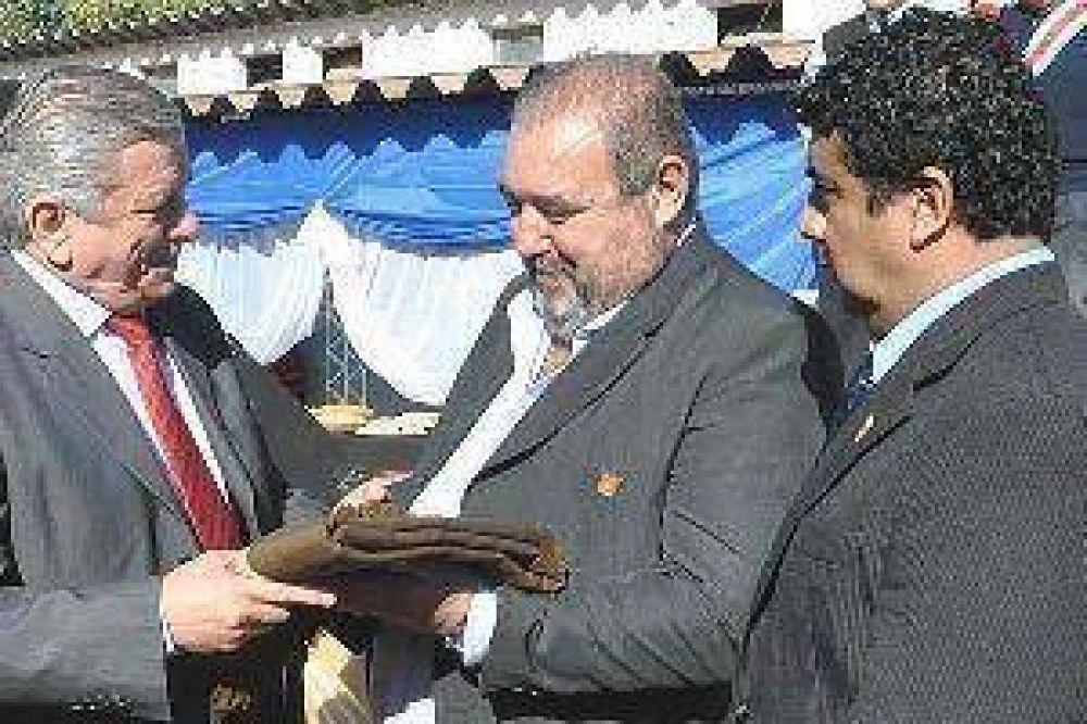 La Direcci�n de Tr�nsito municipal celebr� su 43� aniversario de existencia