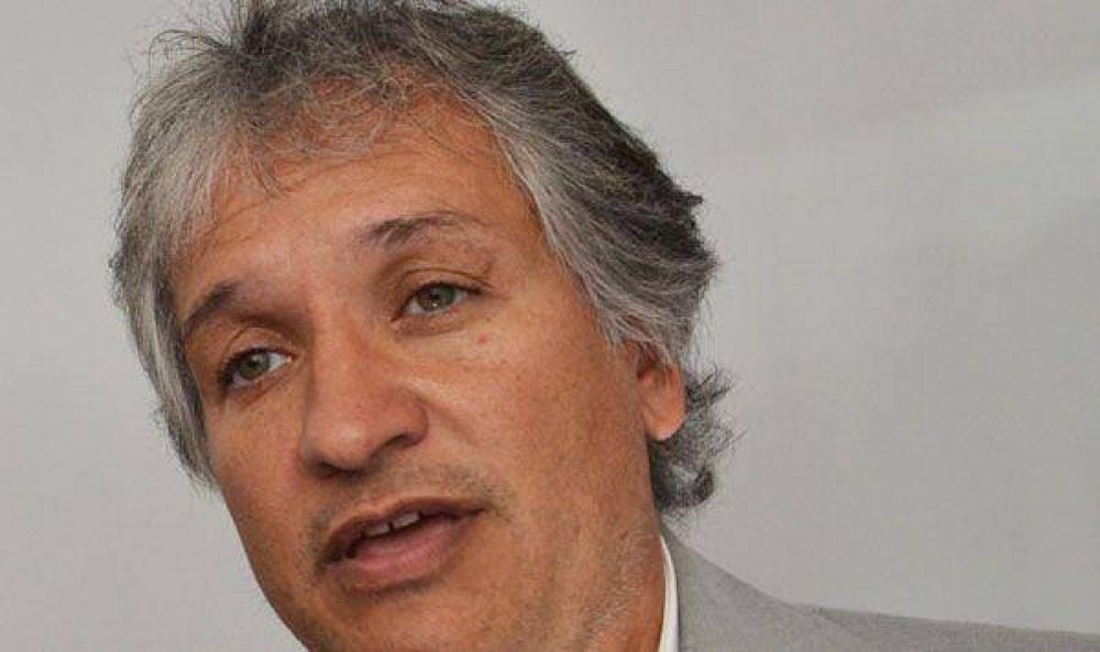 Bosetti desafiante: �Estar�a bueno que Quintela se presente como candidato�