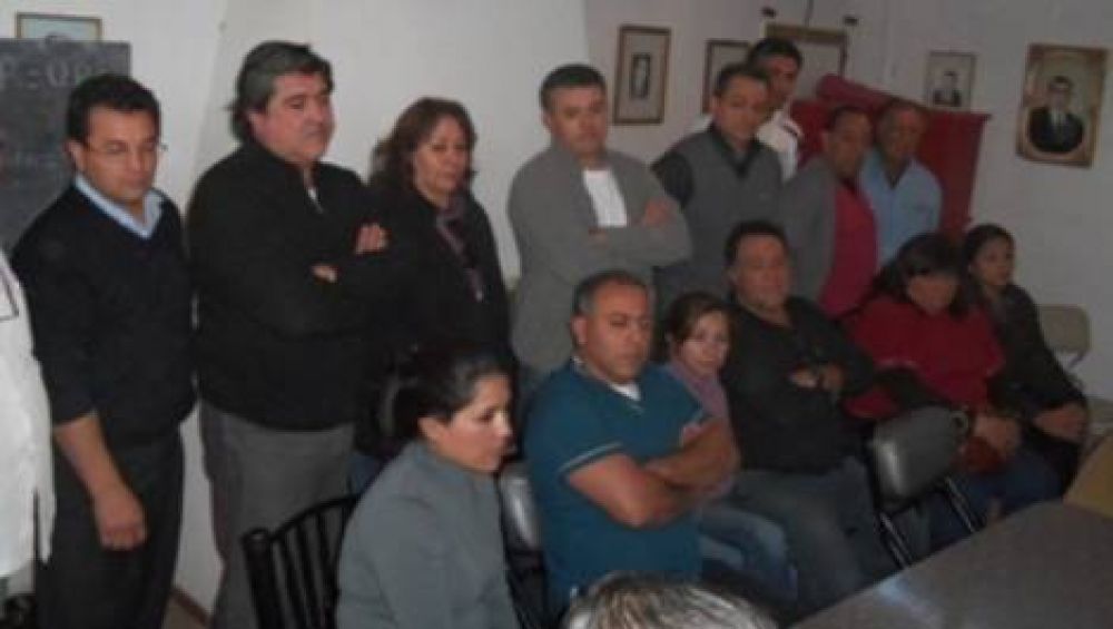 Colapsa el sistema de guardias en el interior