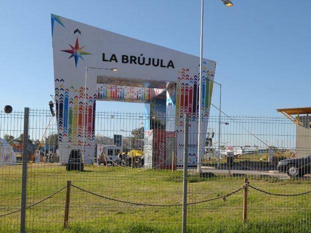 La Br�jula super� el mill�n de visitantes y ya analizan posicionarla como un evento anual
