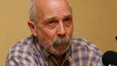Pfeiffer entreg� subsidios del programa �Familias que incluyen�