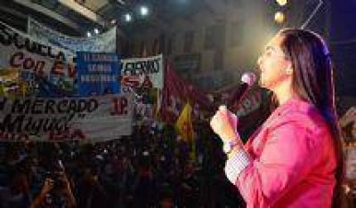 Evita Isa: �Con el voto joven va a cambiar la agenda de los pol�ticos�