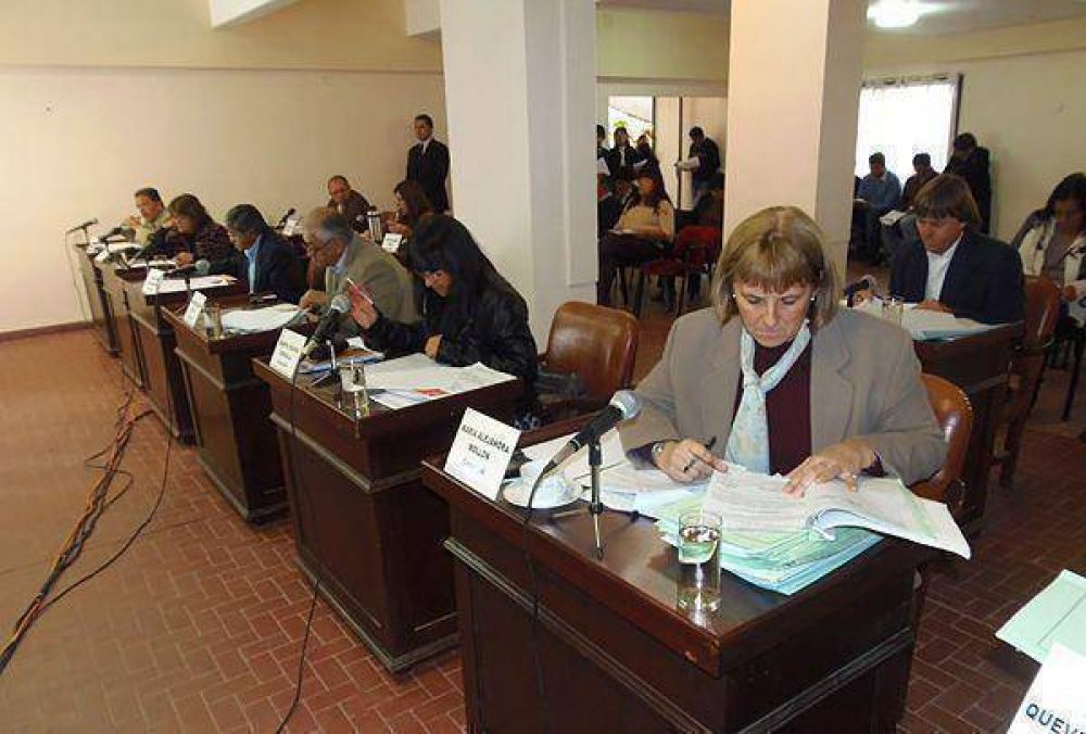 Horario de cierre de boliches: aprobaron la convocatoria a audiencia p�blica