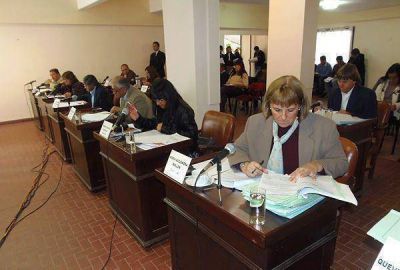 Horario de cierre de boliches: aprobaron la convocatoria a audiencia p�blica